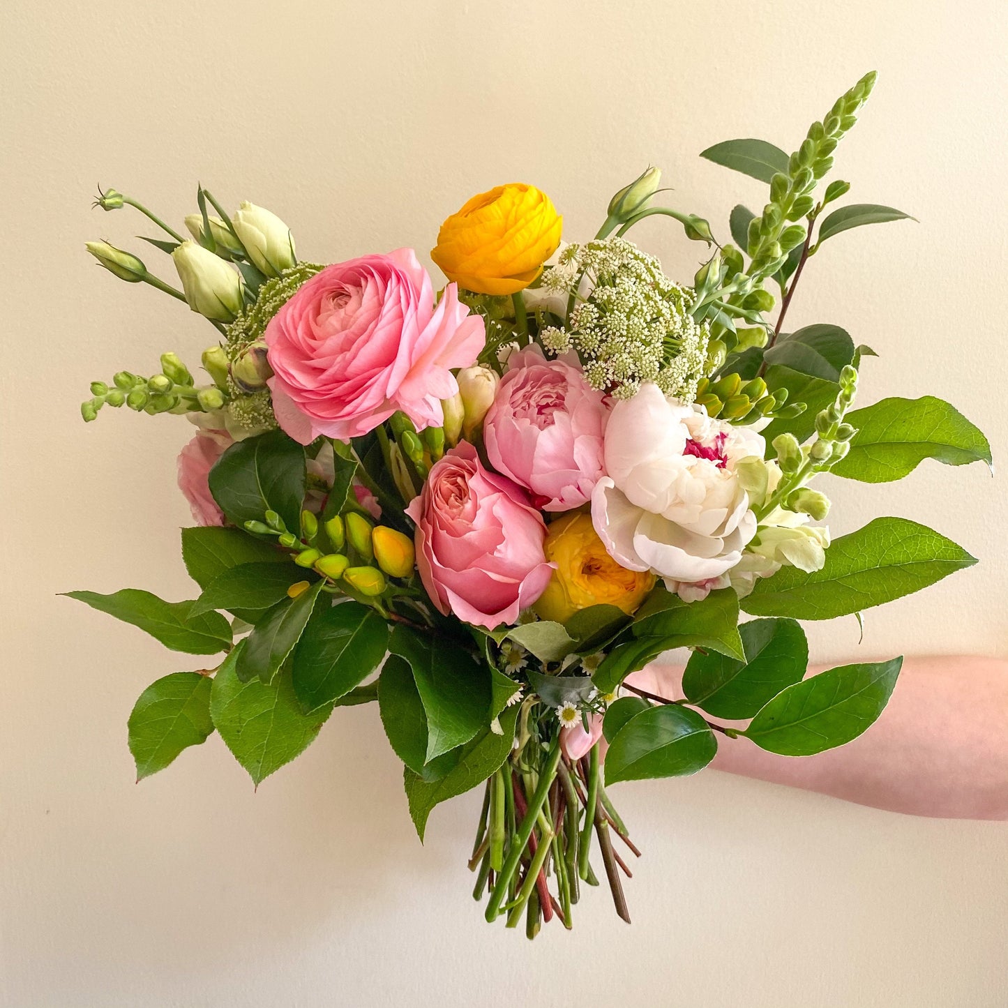 Mother's Day Blooms 💐 Only Available for Mother's Day Weekend - May 8th & 9th - Brave Blooms